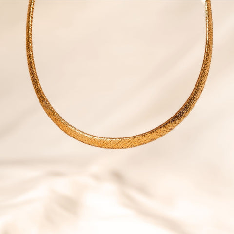 Akila Chain